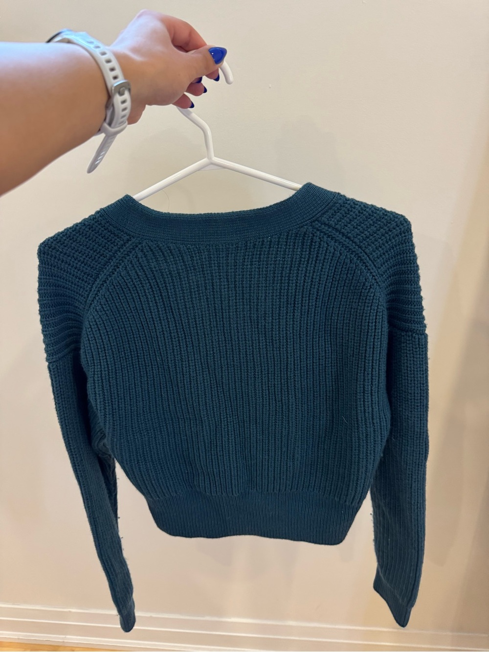 Aritzia Cardigan - Picture 6 of 6